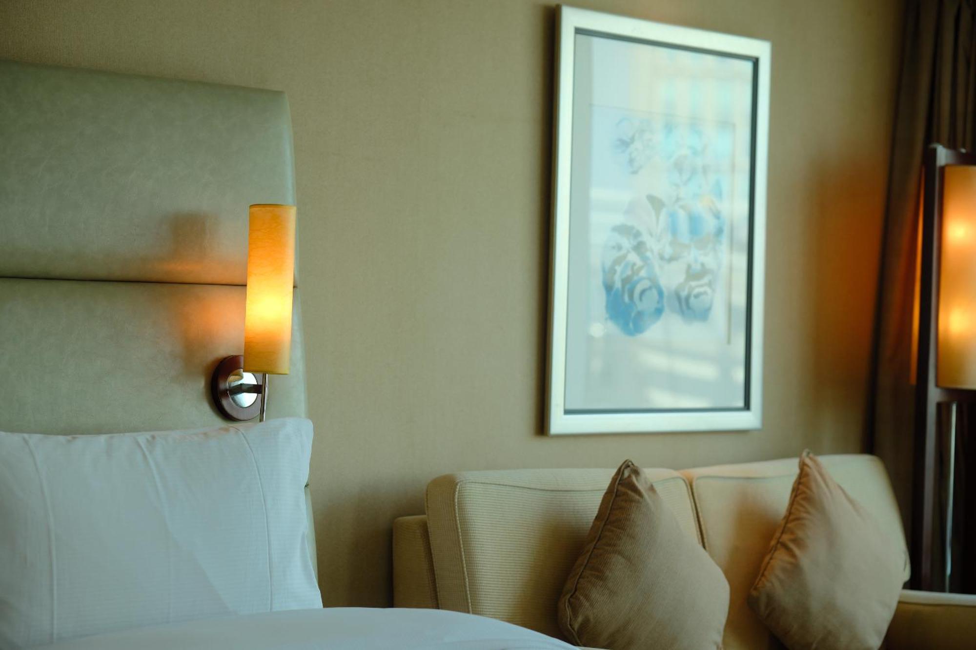 Doubletree By Hilton Shanghai Pudong - Present Welcome Cookie Exterior foto